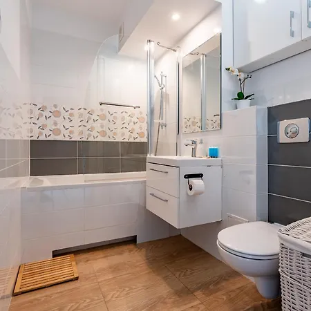 Apartman Cieszynskiego Harmony By Bookinghost